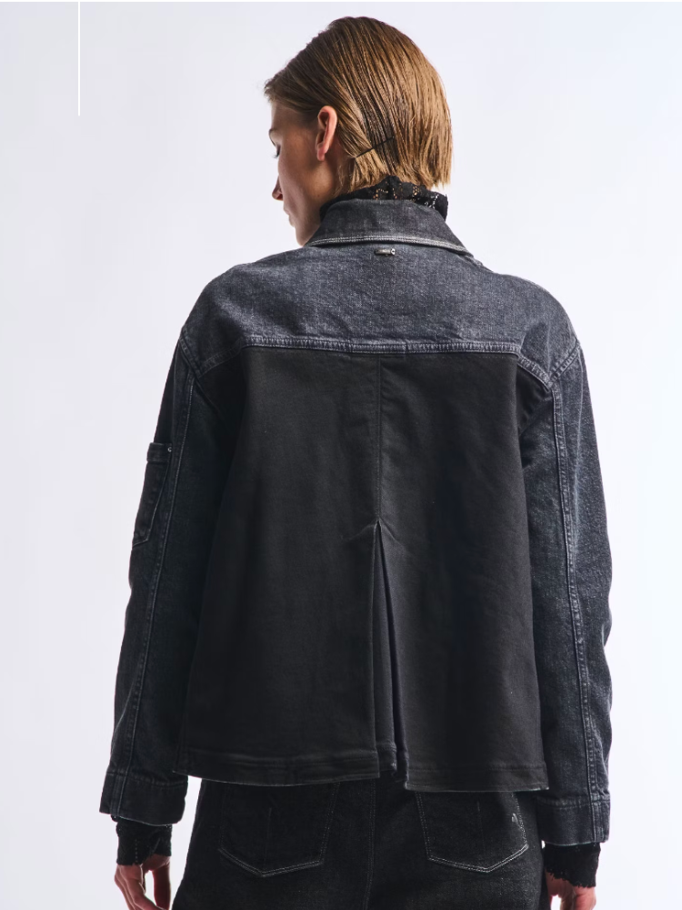 Manifest Short Jacket