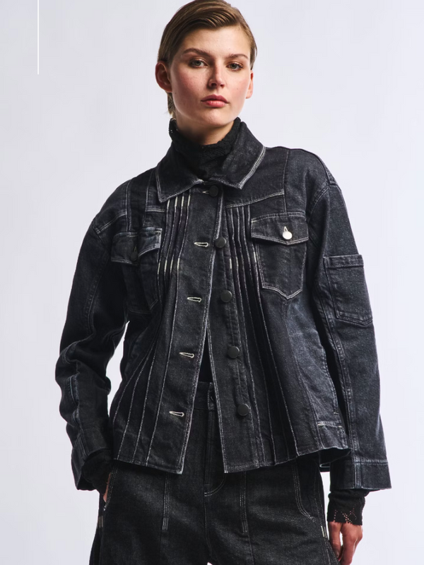 Manifest Short Jacket