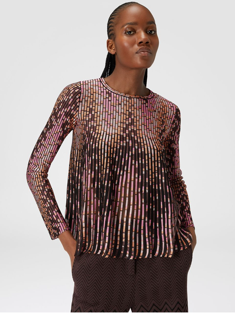 Flared Knit with Partialized Zigzag Pattern